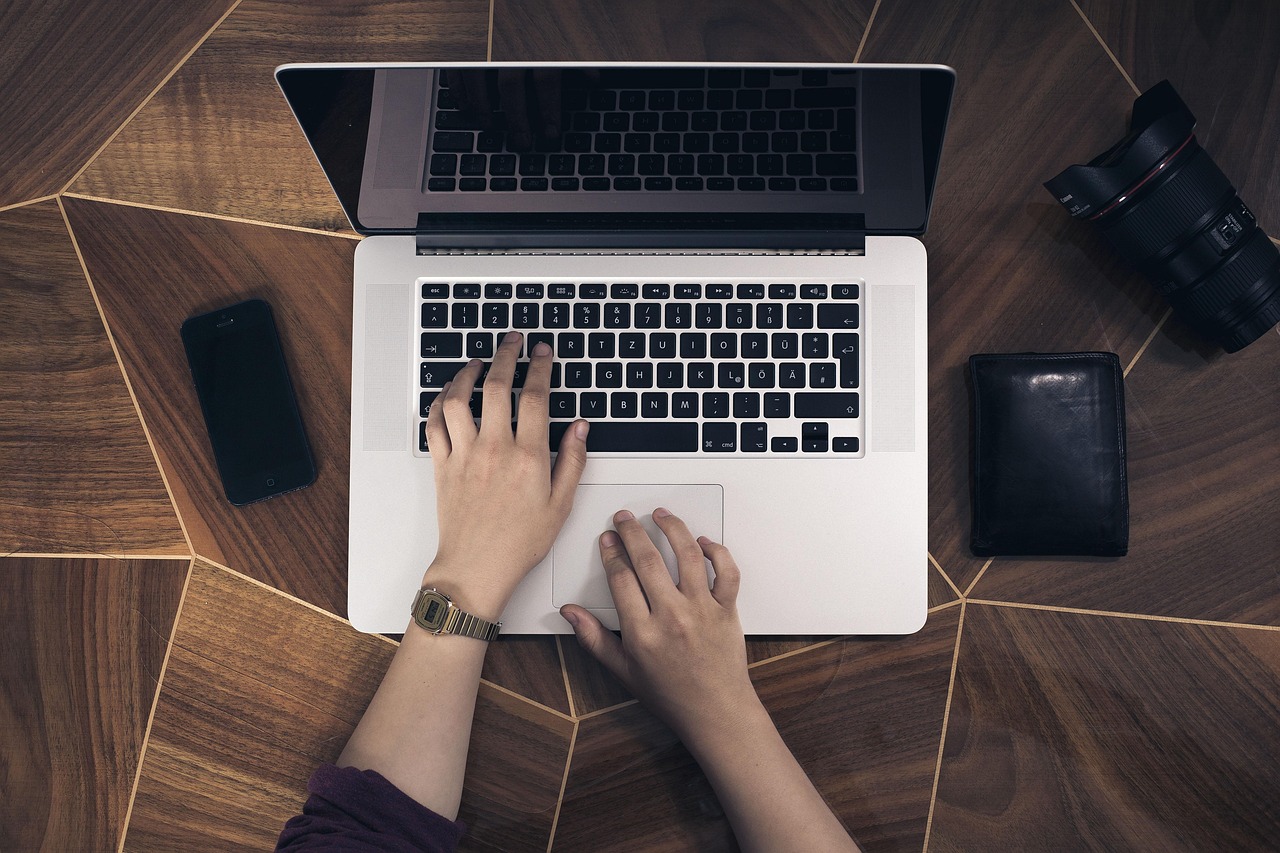 Best Blogging Platform: Save Your Cash!