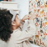 child learning sounds