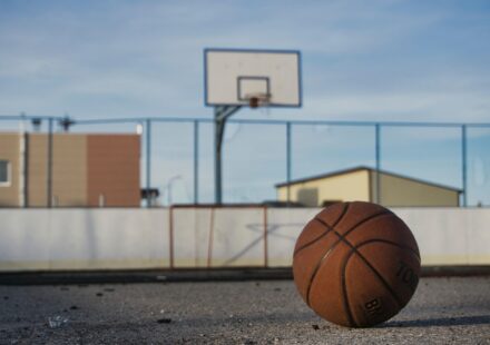 lusv basketball