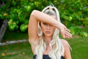 Molly Mae Sister: Unpacking Their Dynamic