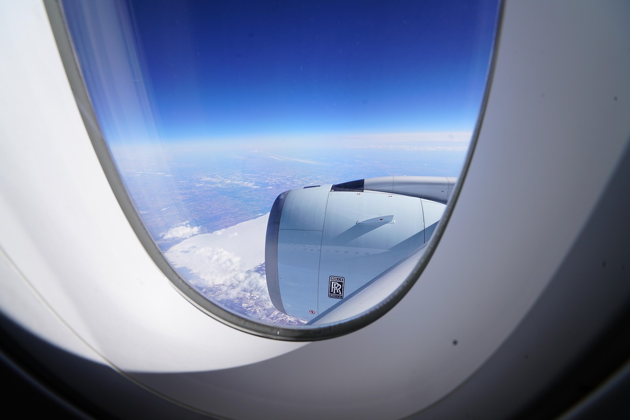 Delta Flight DL275 Diverted to LAX: What Happened and Why?