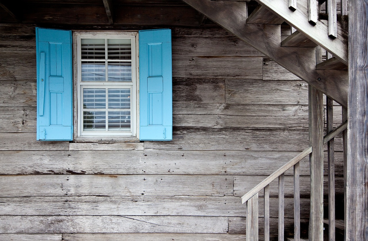 Soffit Soffit: Your Guide to Roofline Ventilation and Protection