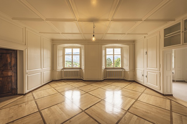 Living room with tongue and groove ceiling showing acoustic benefits