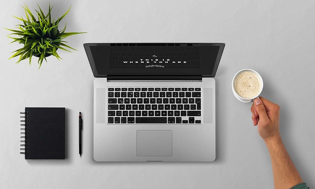 person writing cover letter (how to write a cover letter)