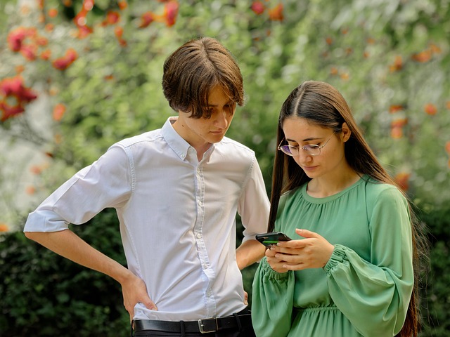 Couple looking stressed during a conversation