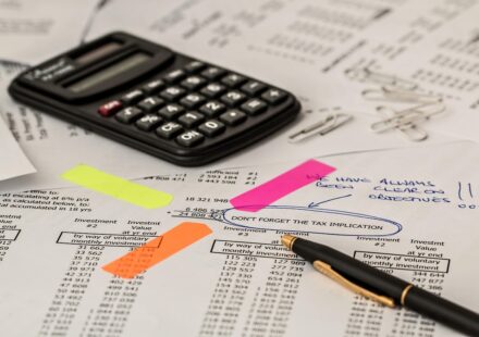 financial analyst calculating wacc