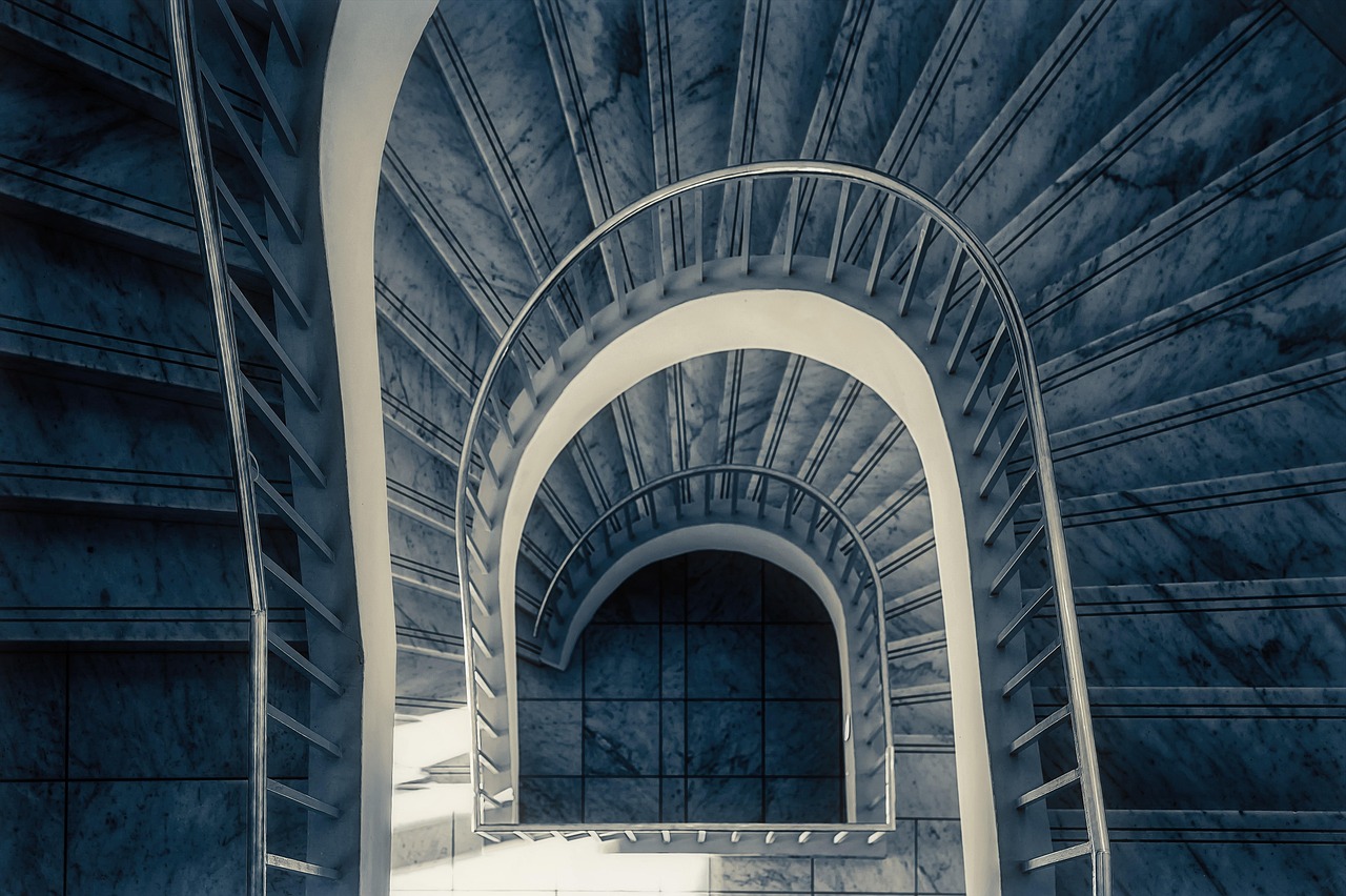 Spiral Staircase Design: Space-Saving Solutions for Every Home