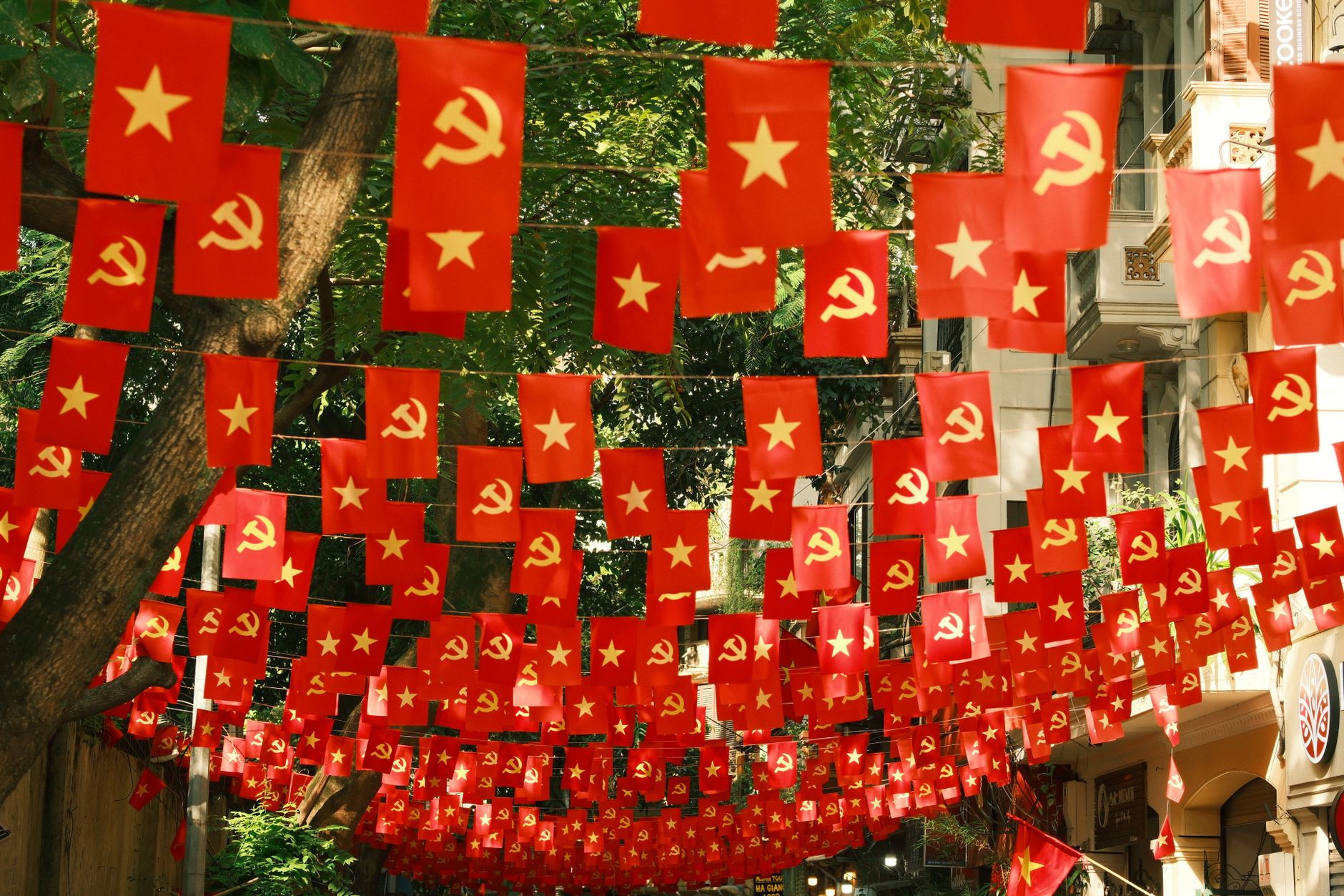 Ruscism: Understanding the Russian World Ideology