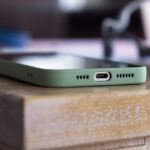 smartphone with scam alert